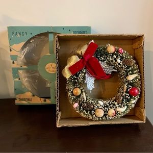 Vintage Christmas wreath in original box